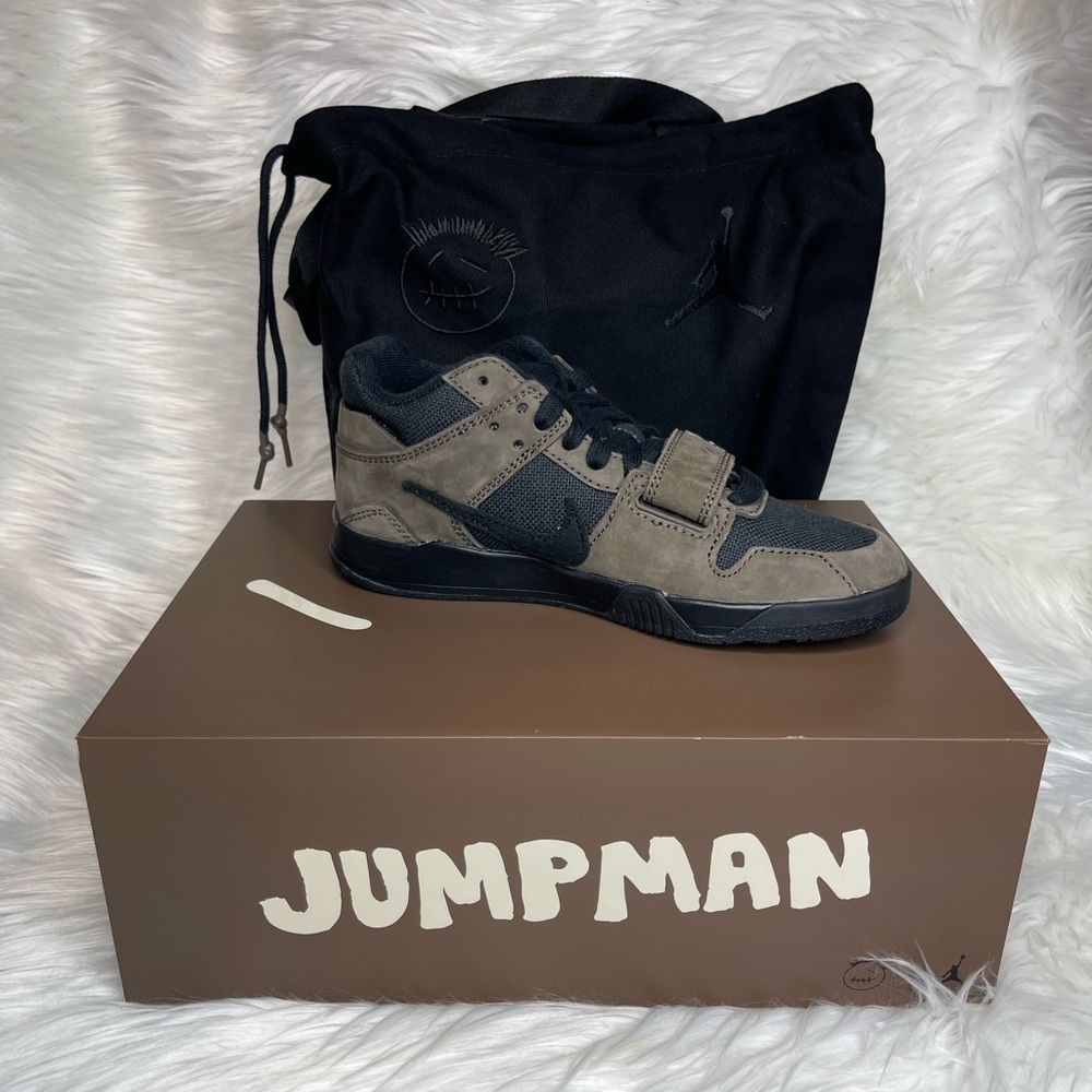 Jumpman Jack TR Sneakers - Picture 5 of 10